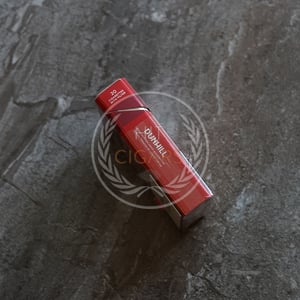 Dunhill Red