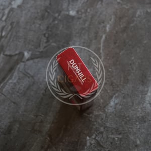 Dunhill Red