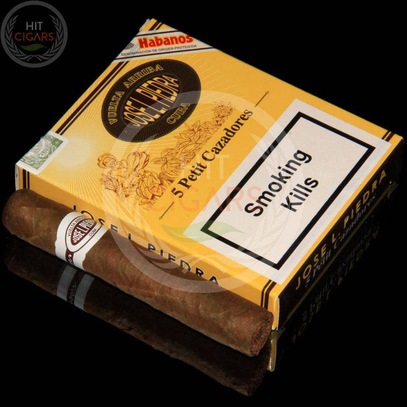 Jose L. Piedra Petit Cazadores (5x5 Packs)