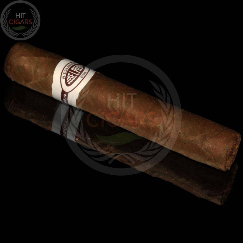 Jose L. Piedra Petit Cazadores (5x5 Packs)