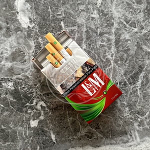 L&M Red Switch